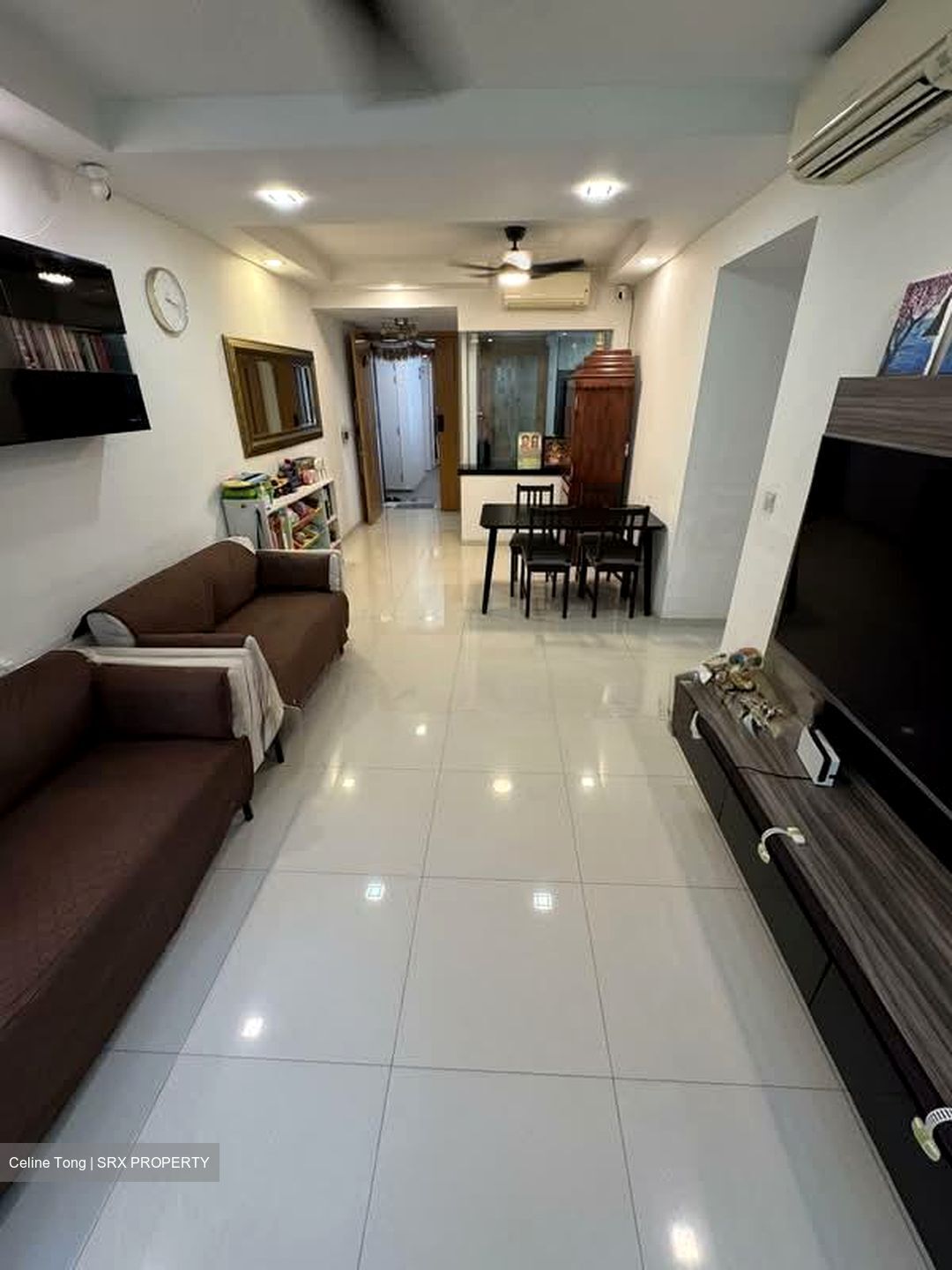 Prive (D19), Condominium #573885151